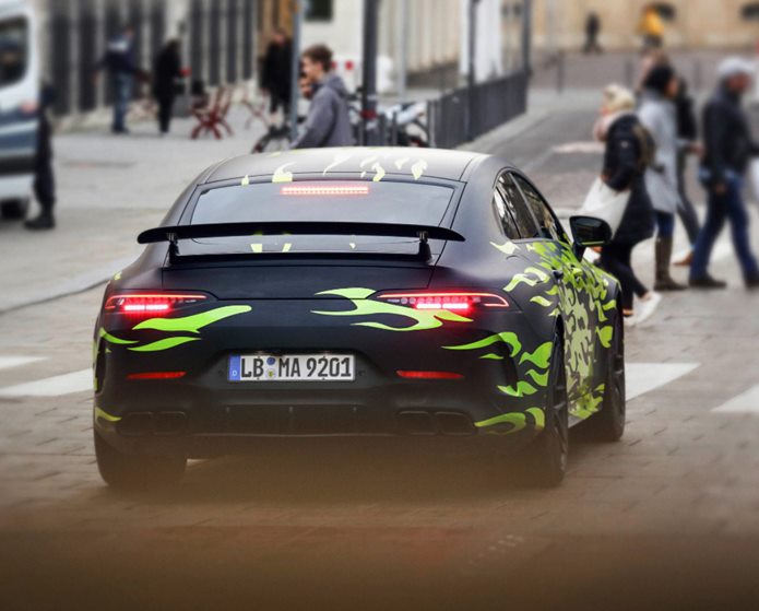 mercedes amg gt four door - quatro portas