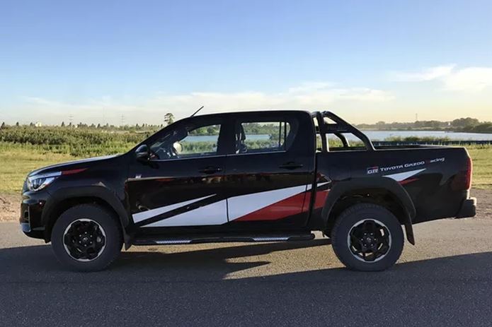 toyota hilux 2020 gr sport preta