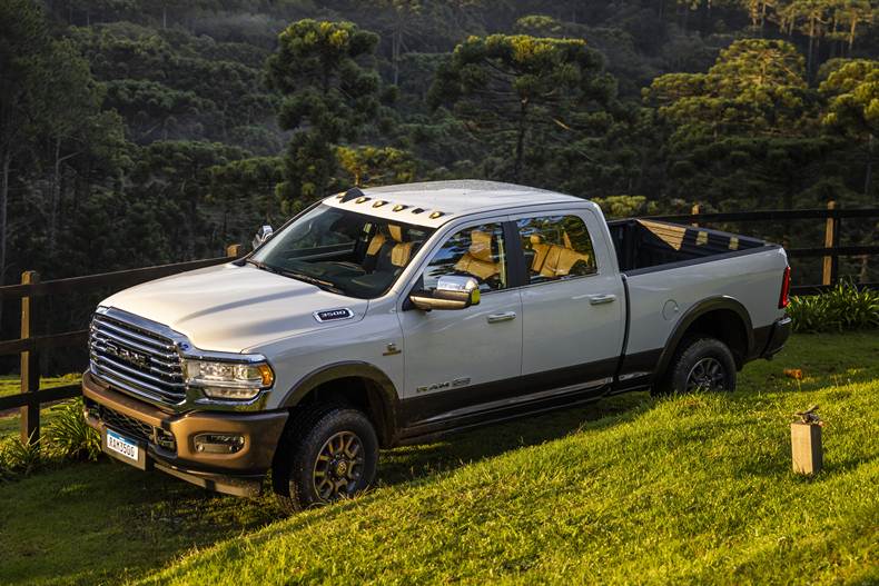 ram 3500 limited longhorn