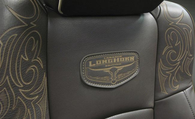 ram 3500 laramie longhorn banco - seats