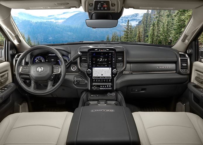ram hd limited 2019 interior painel