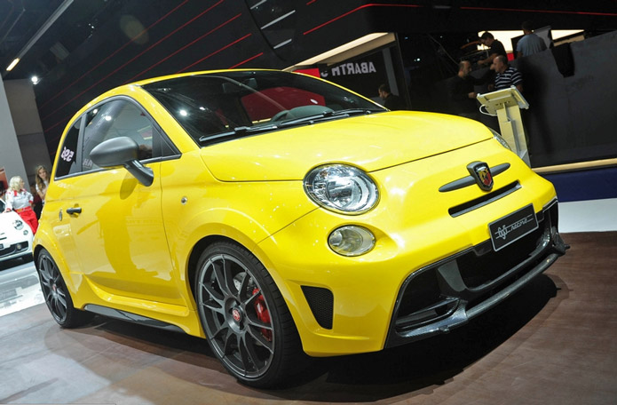 abarth 695 biposto record