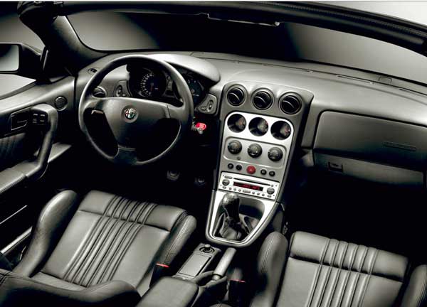 interior alfa romeo spider 2003