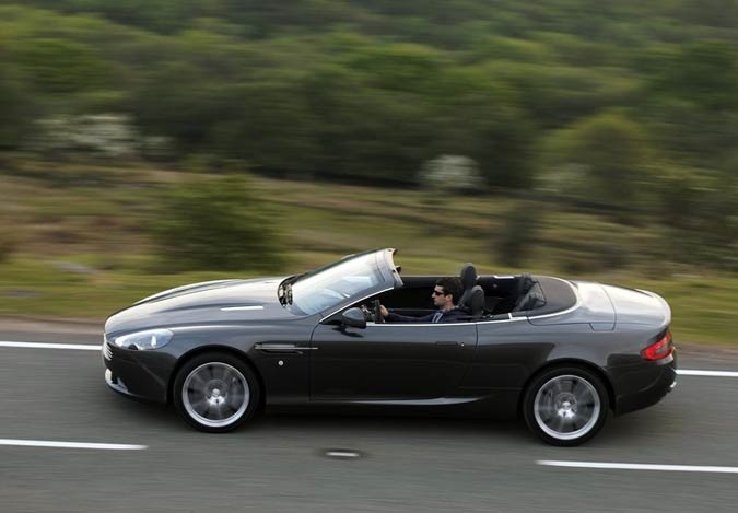 aston martin db9 volante 2011