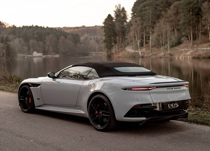 aston martin dsb superleggera volante