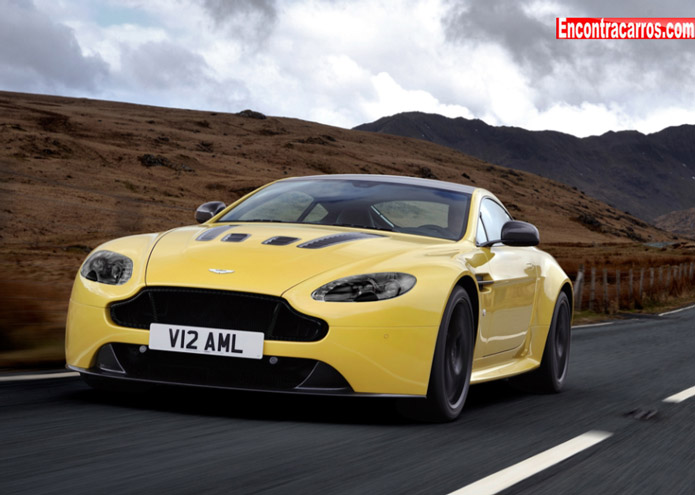 aston martin v12 vantage 2014