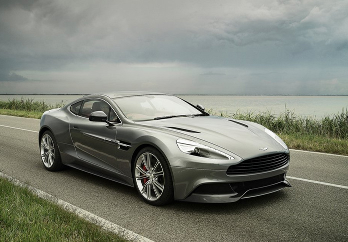 aston martin vanquish 2013