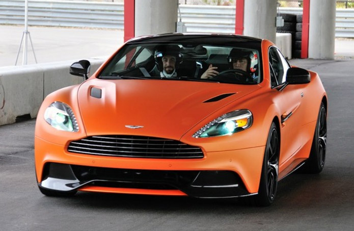 aston martin vanquish brasil