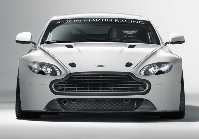 aston martin vantage gt4