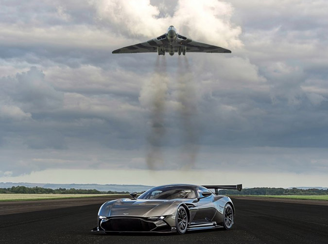 aston martin vulcan 2016