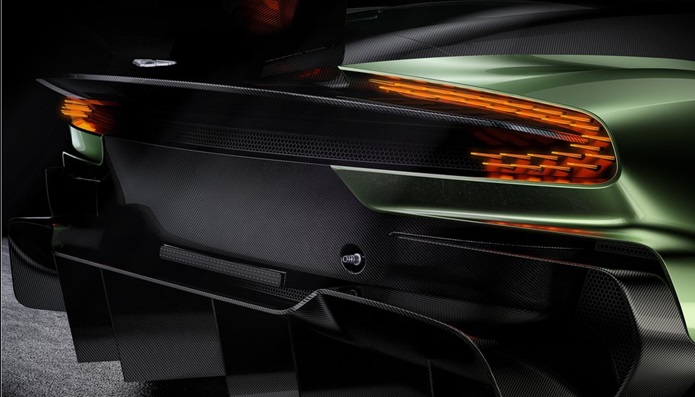 aston martin vulcan traseira lanternas led