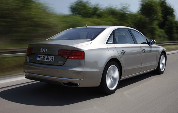 audi a8l