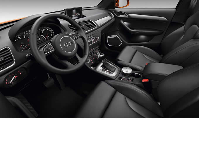 interior  audi q3