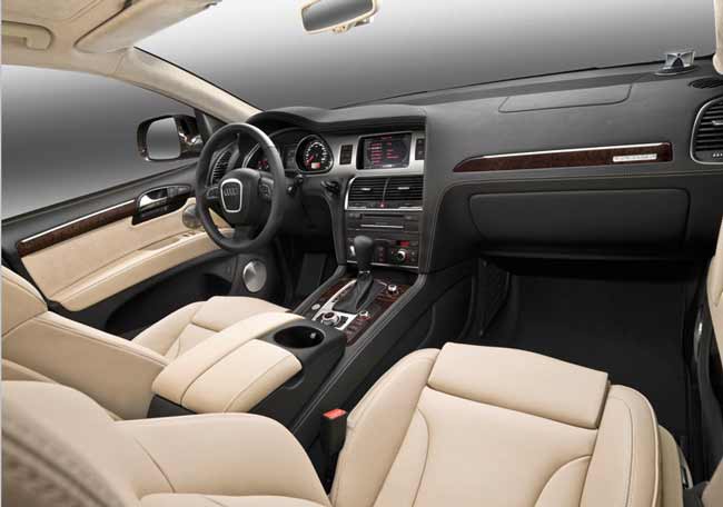 audi q7 2011 interior