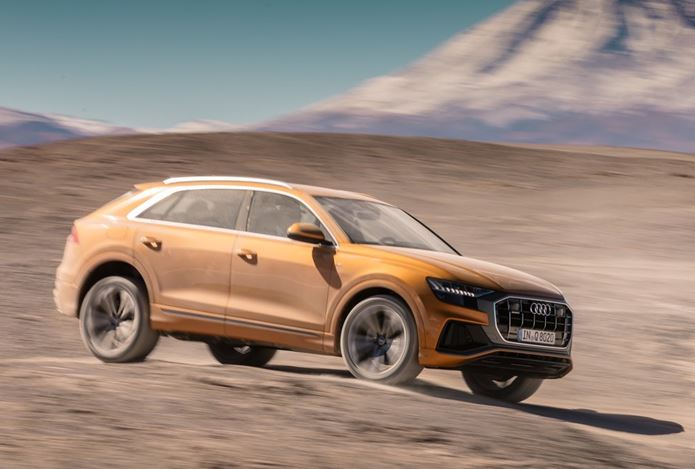 novo audi q8 2020