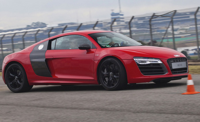 audi r8 v10 plus