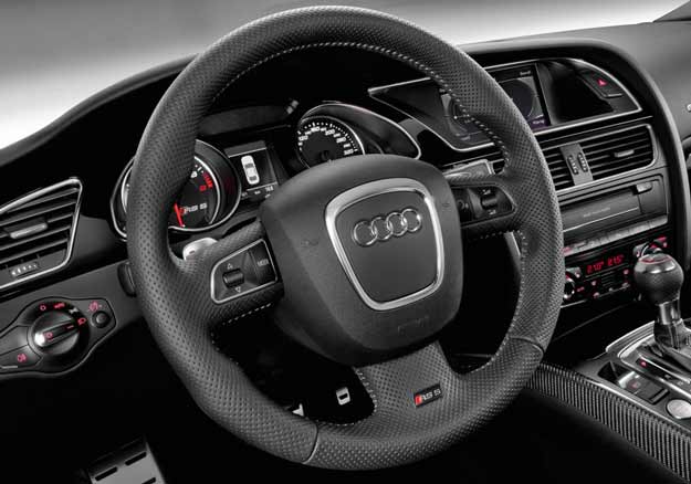 audi rs5 2011