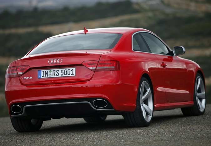 audi rs5 2010