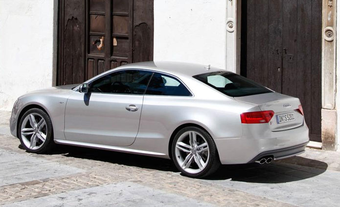 novo audi s5 2013