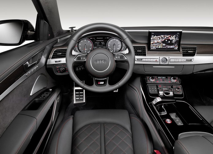 audi s8 plus interior painel