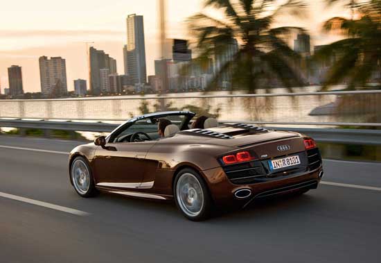 audi r8 spyder 2010