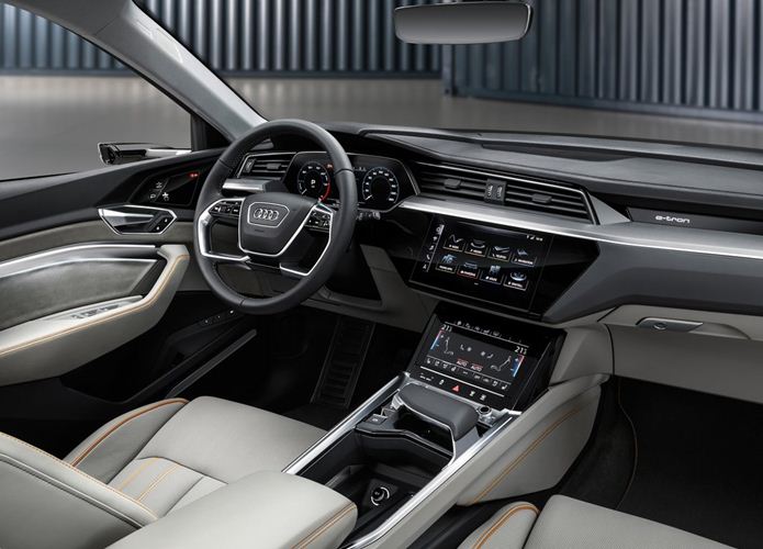 audi e-tron interior