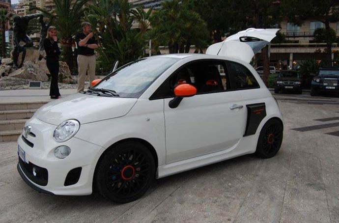 fiat 500 abarth aznom motore centrale