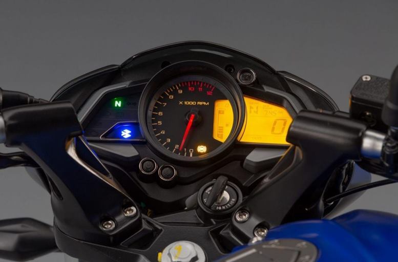 bajaj dominar 160 2023 painel