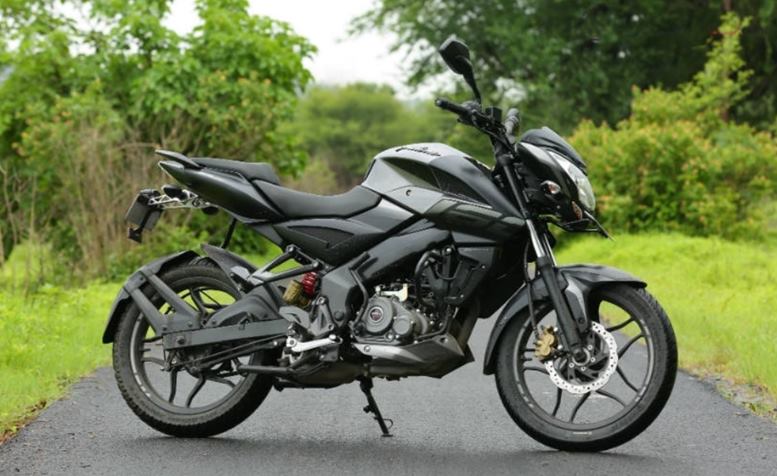 bajaj dominar 160