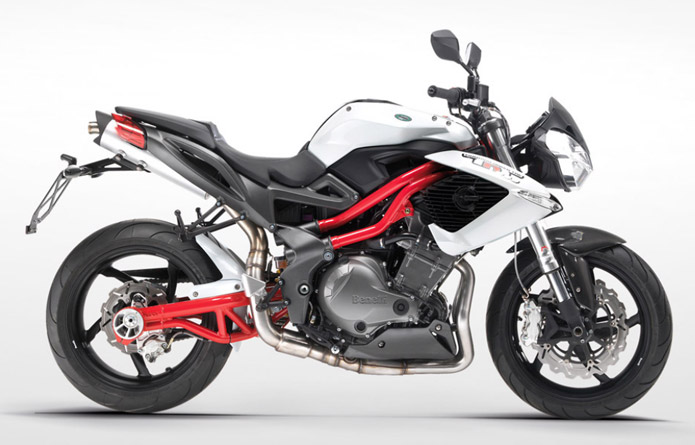 benelli tornado tnt 899
