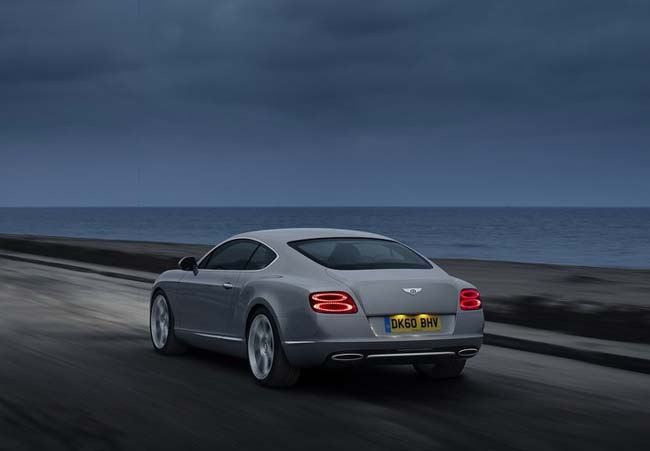 novo continental gt 2011-2012 traseira