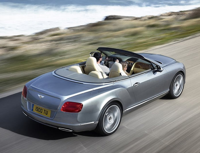 bentley continental gtc 2012 traseira