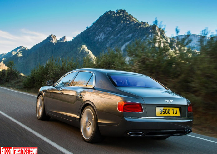 bentley flying spur 2014 traseira