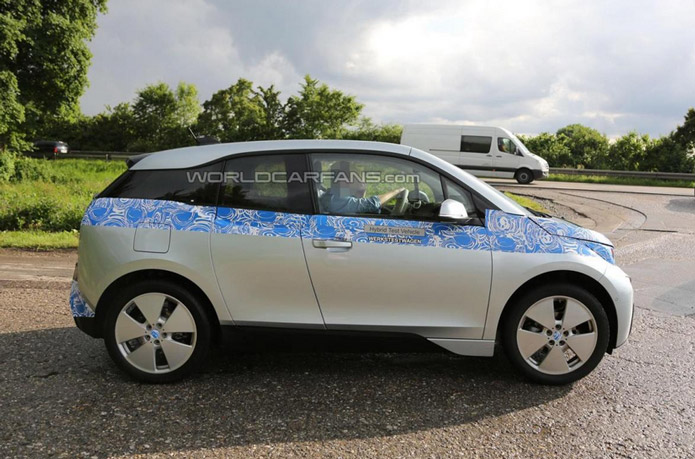 bmw i3 flagra versão de produçao - production version