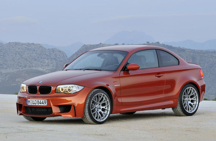 bmw serie 1 m 2012 traseira