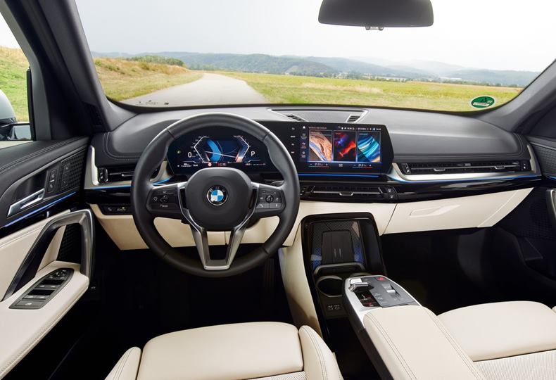 bmw x1 2023 interior painel