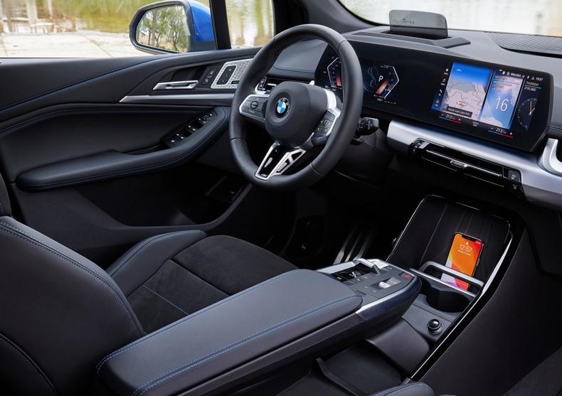 bmw série 2 active sport interior 2022