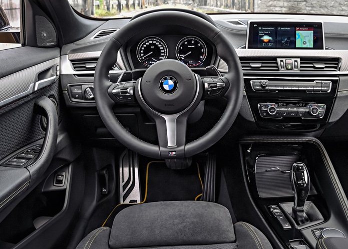 bmw x2 sdrive20i m sport interior painel