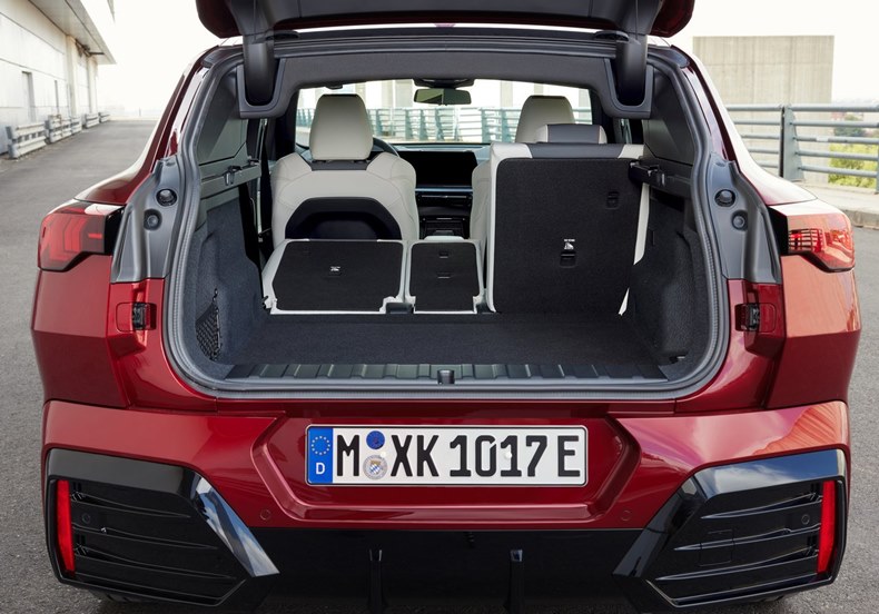 bmw x2 2024 porta malas