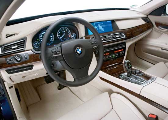 bmw lança nova 760 li