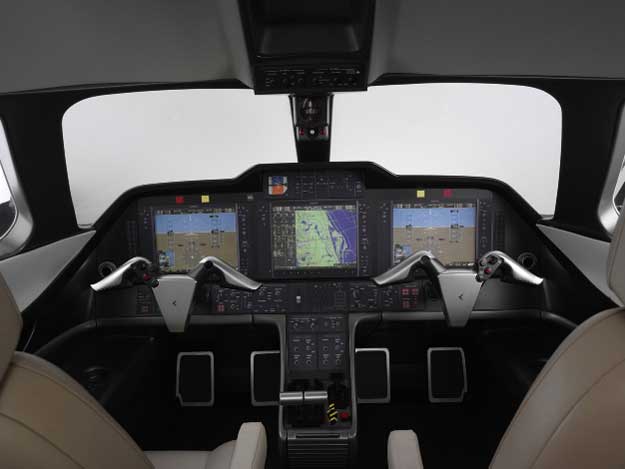 interior embraer phenom 300 bmw