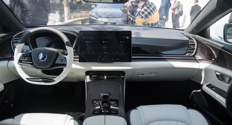 BYD Han 2022 - Em detalhes o super sedan de luxo que chegará ao Brasil em 2022 7 byd han 2022 interior painel dashboard
