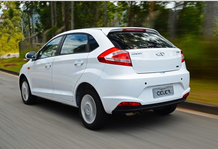 novo chery celer 2015 brasil traseira