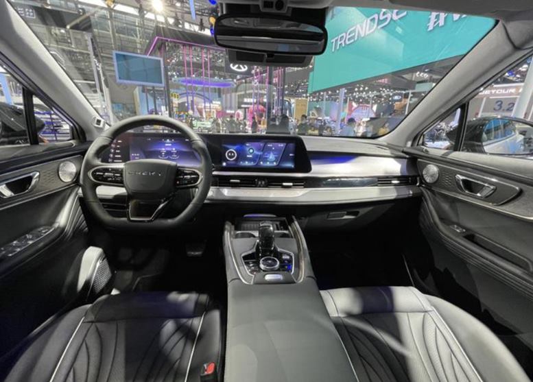 omoda 5 interior