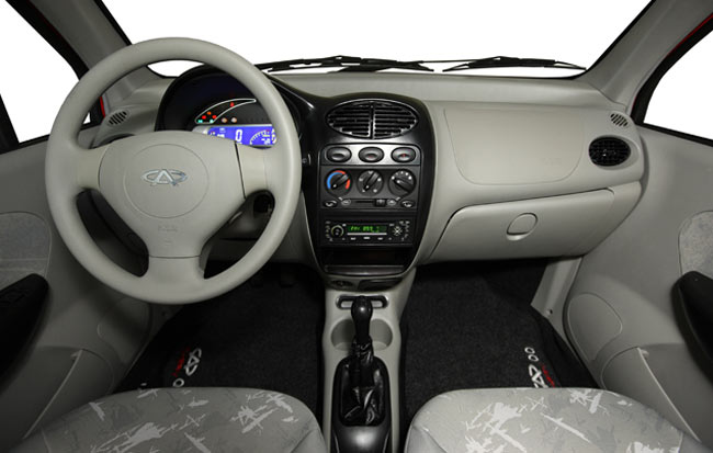 chery qq interior