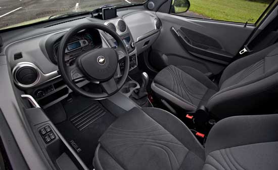 chevrolet agile 2010 interior