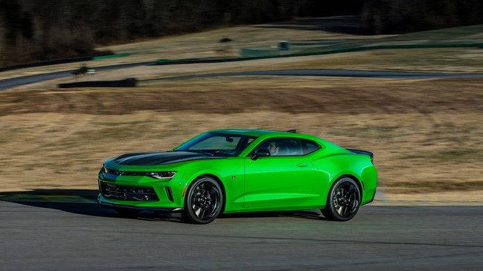 chevrolet camaro lt v6 1LE 2016 2017 traseira