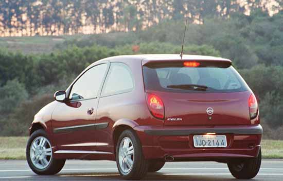 chevrolet celta 2 portas 2002