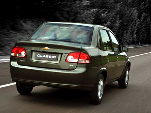 novo chevrolet classic 2011 traseira