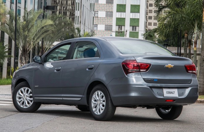 chevrolet cobalt 2018